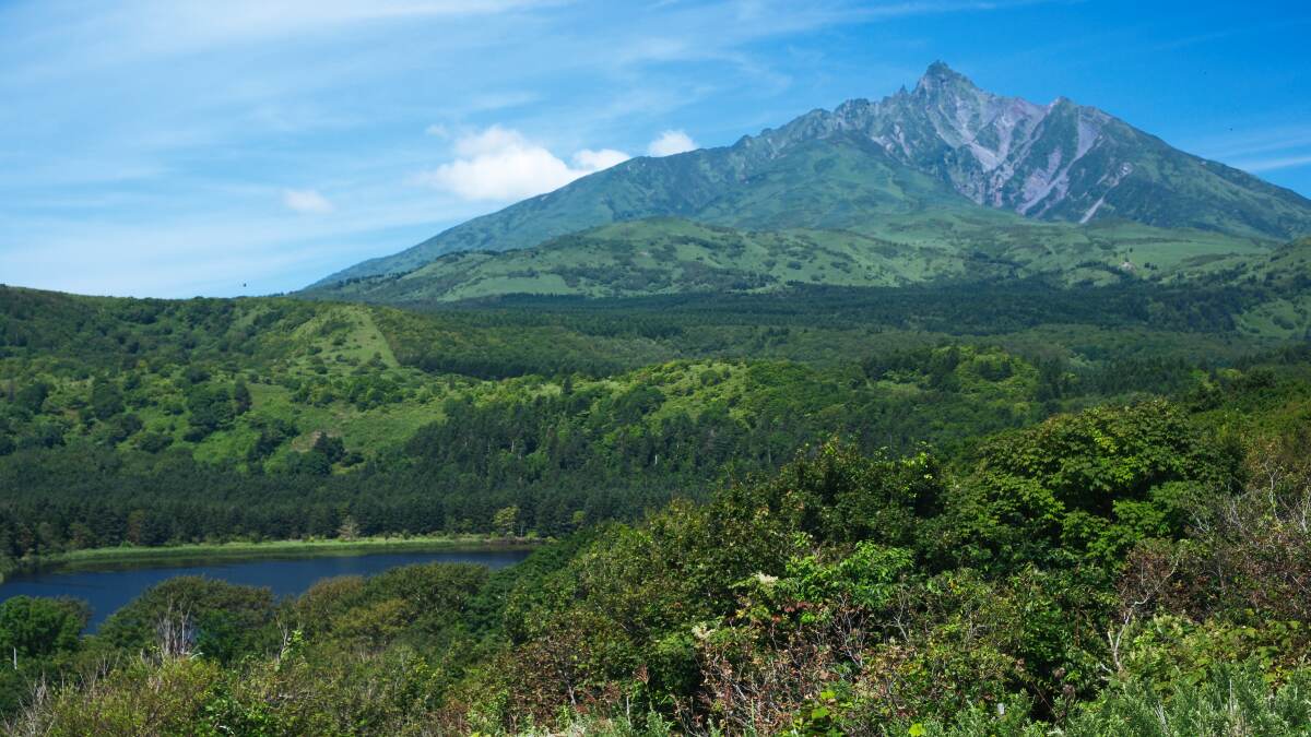 【利尻島】北の名峰と海に魅せられた、利尻の夏